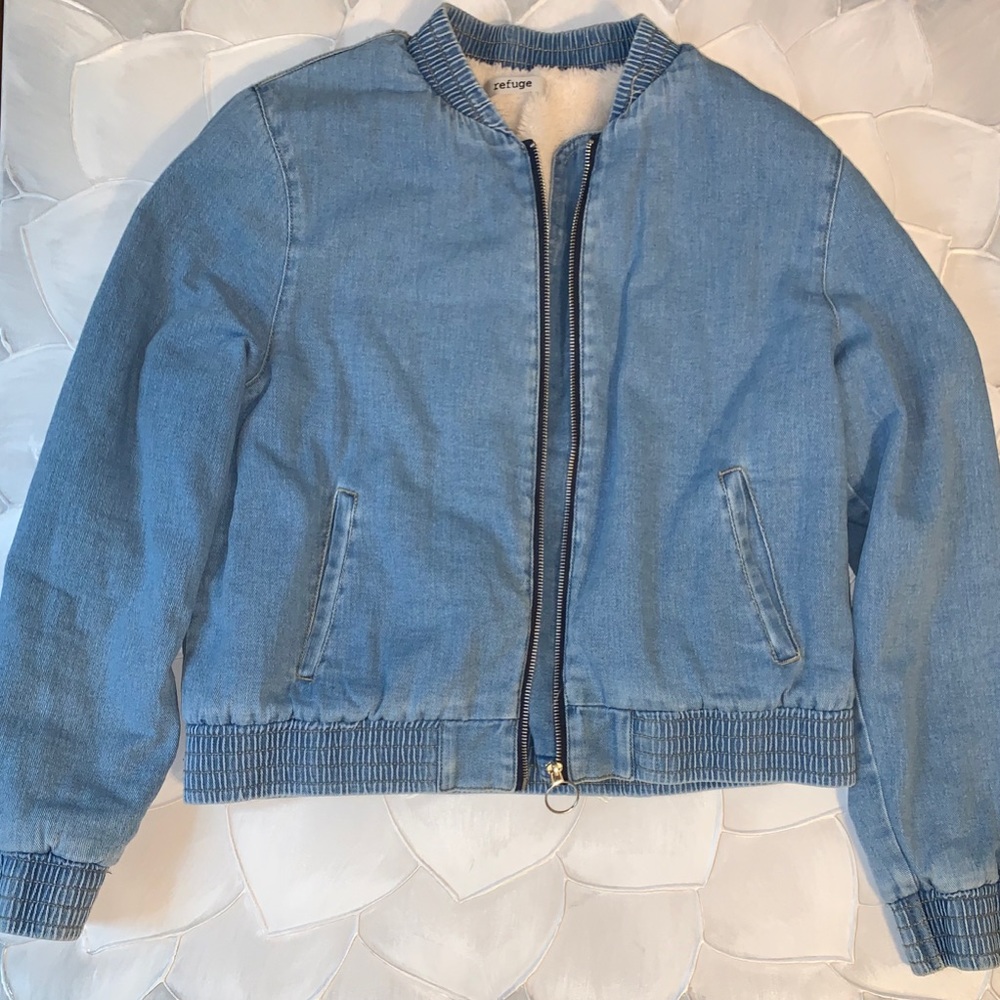 Jean jacket with fuzzy inside